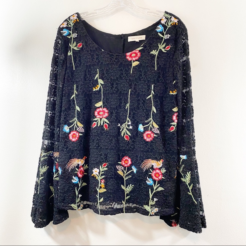 Solitaire Embroidered Boho Lace Sleeve Blouse Sz L